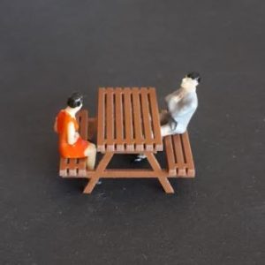 Piknik Masası Plastik 1/50 Ölçek (İnsanlar Hariç)